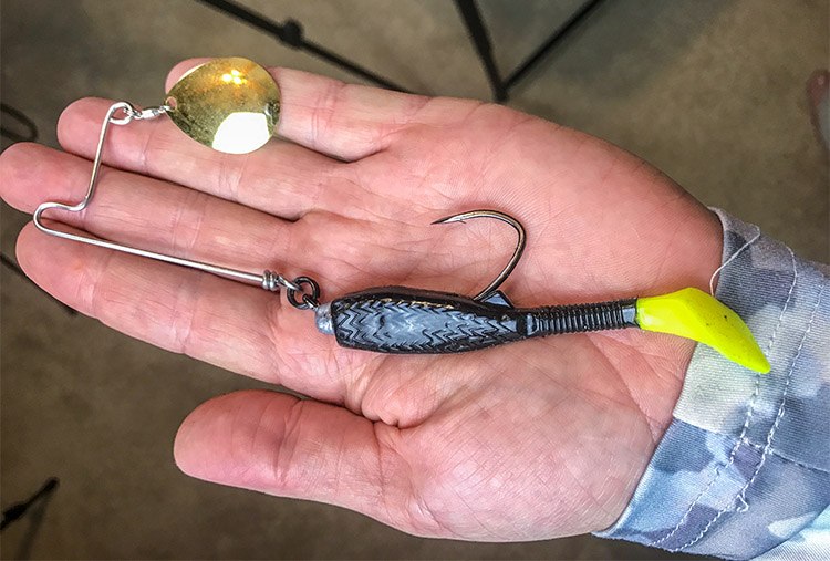 Heavy Duty Spinnerbait Colorado Blade Heavey Duty Spinnerbait Colorado Blade