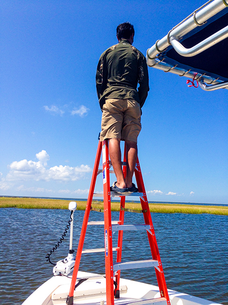 sightfishing redfish ladder boat bow