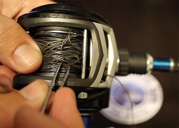 How to remove bait caster backlash or birds nest for beginners #Abugar