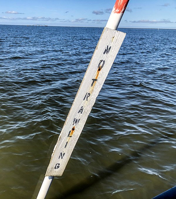 no trawling oyster reef sign